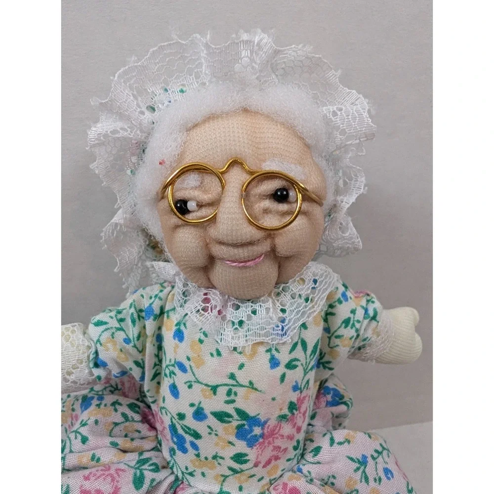 Velmas Designs vintage alma